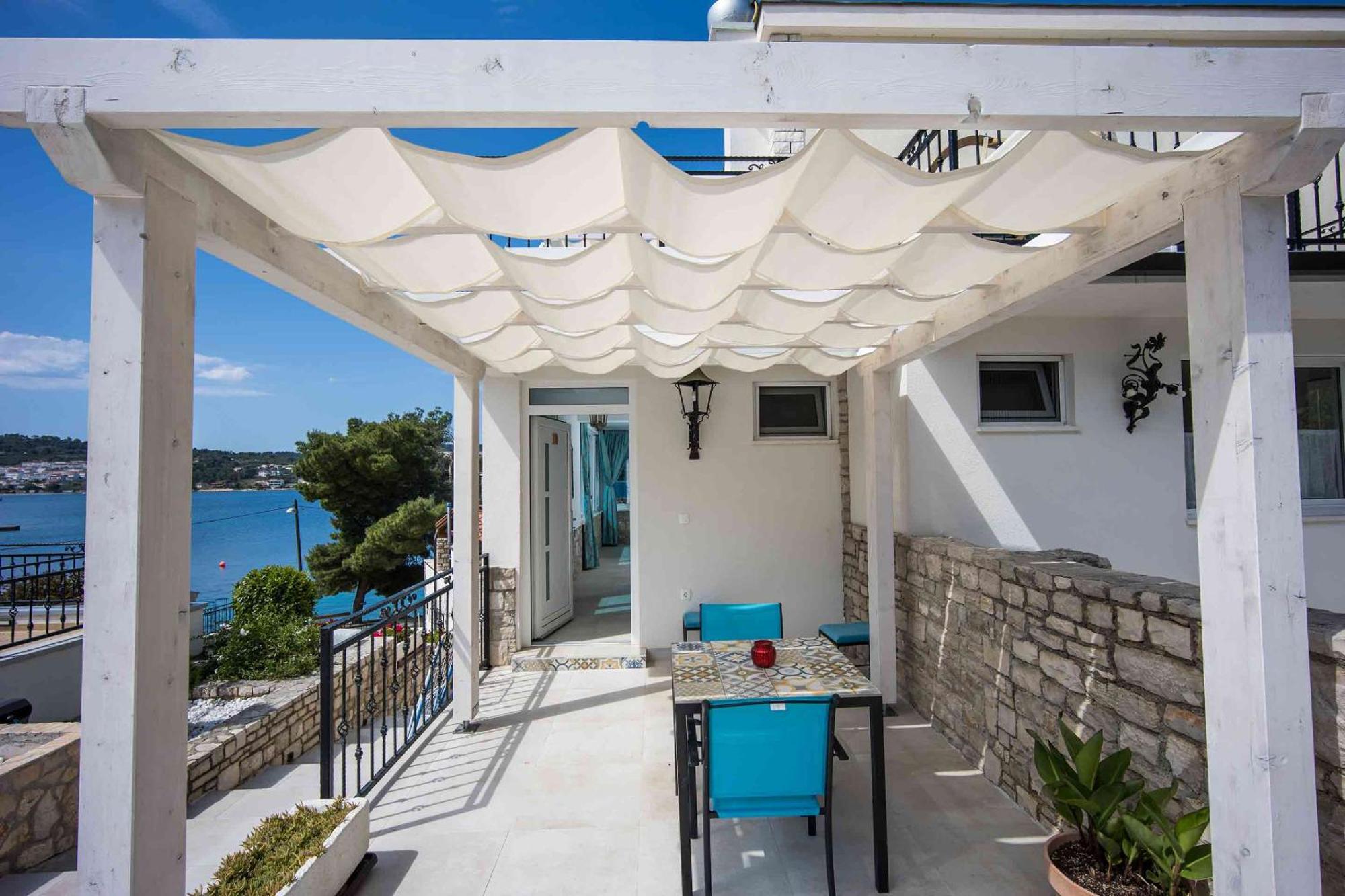Boutique Guesthouse Sveti Petar, On The Beach, Heated Pool & Boat Berth - Adult Only Nečujam エクステリア 写真