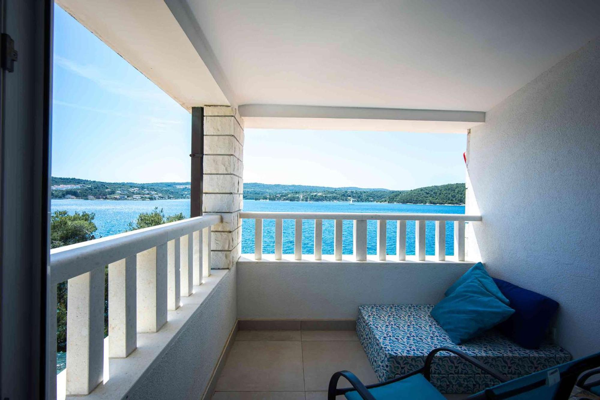 Boutique Guesthouse Sveti Petar, On The Beach, Heated Pool & Boat Berth - Adult Only Nečujam 部屋 写真