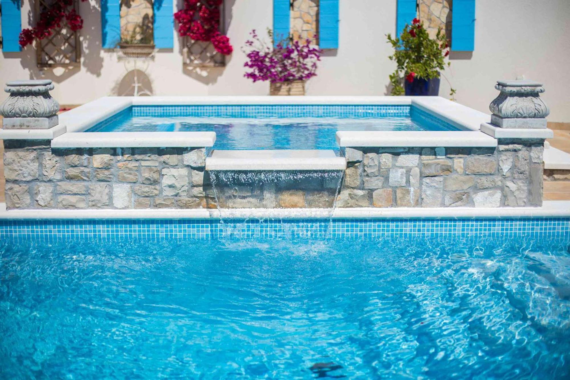 Boutique Guesthouse Sveti Petar, On The Beach, Heated Pool & Boat Berth - Adult Only Nečujam エクステリア 写真