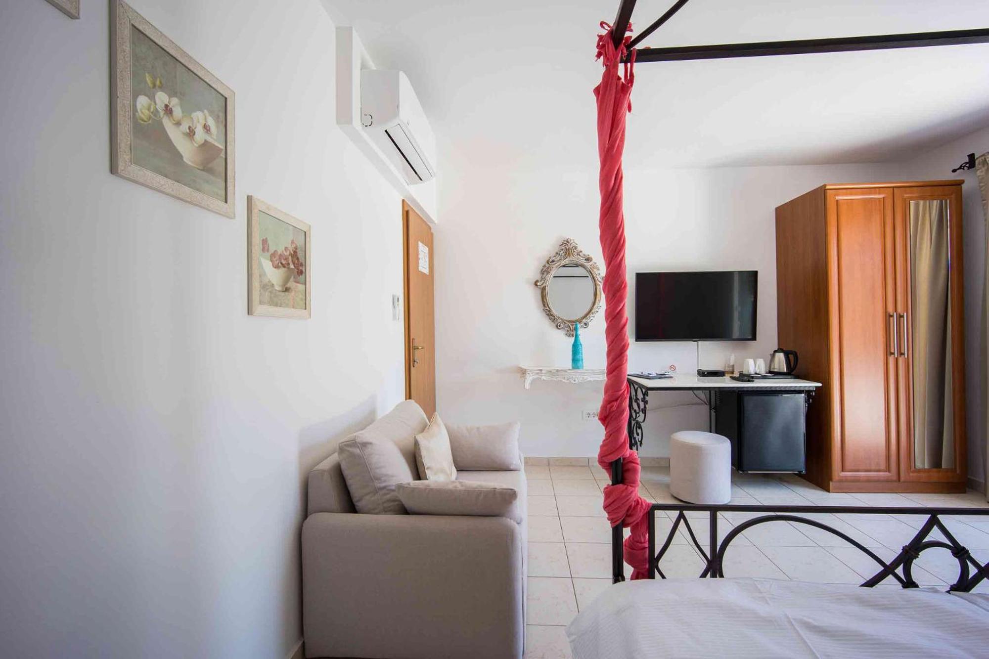 Boutique Guesthouse Sveti Petar, On The Beach, Heated Pool & Boat Berth - Adult Only Nečujam 部屋 写真