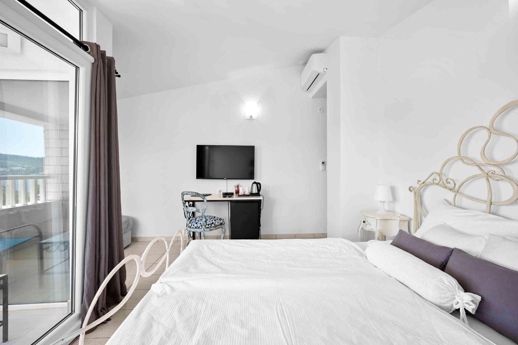 Boutique Guesthouse Sveti Petar, On The Beach, Heated Pool & Boat Berth - Adult Only Nečujam 部屋 写真